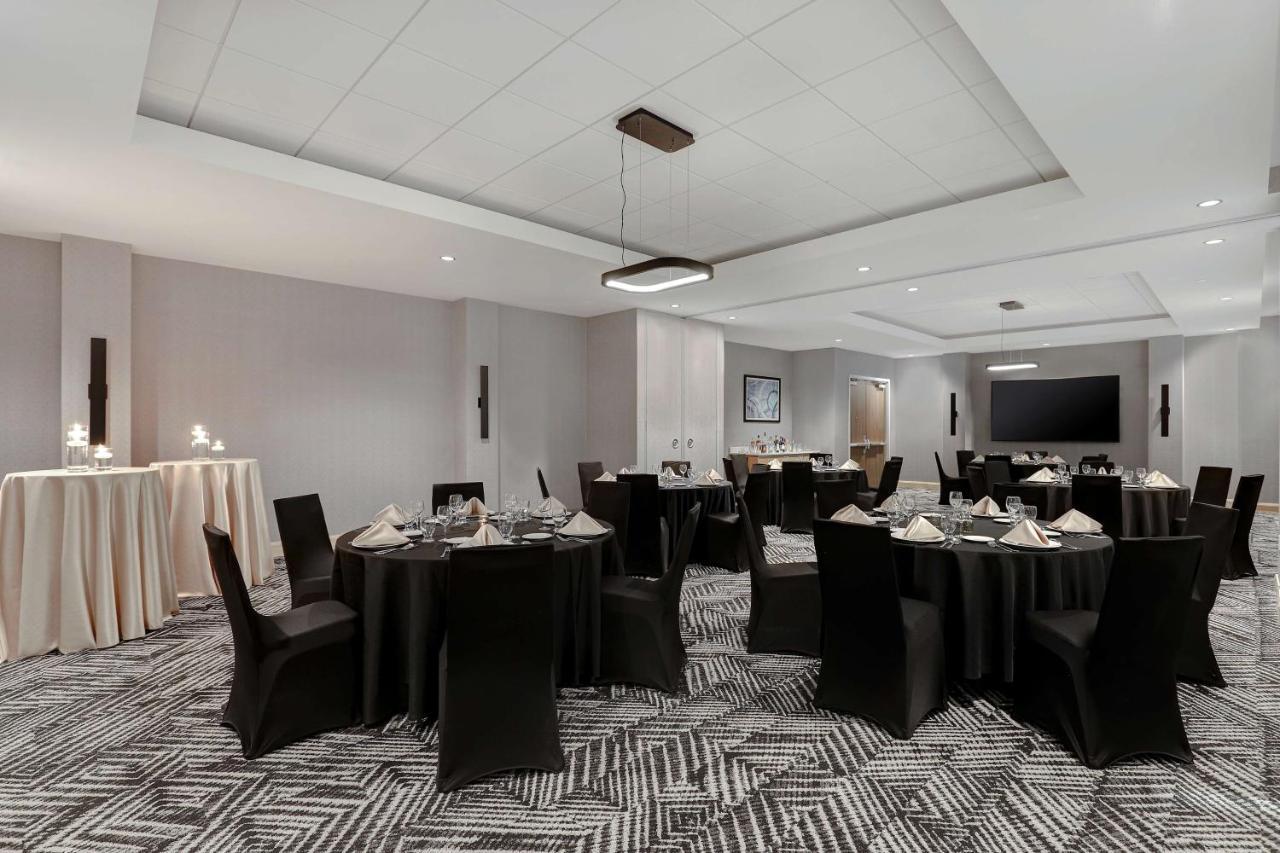 Hyatt Place Ottawa West Экстерьер фото